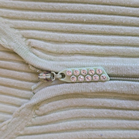 Womens  zip down top - Picture 4 of 4